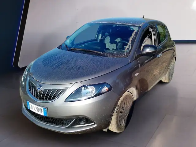 Lancia Ypsilon 1.0 70cv hybrid silver