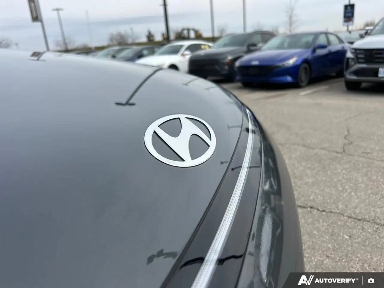 Hyundai KONA снимка Hyundai KONA