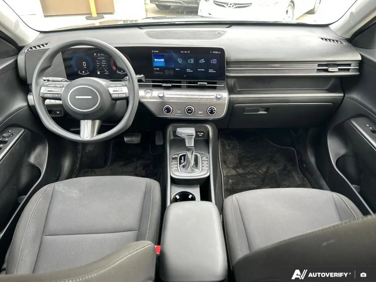 Hyundai KONA снимка Hyundai KONA