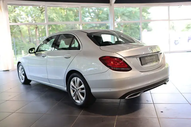 Mercedes-Benz C-Class view 4