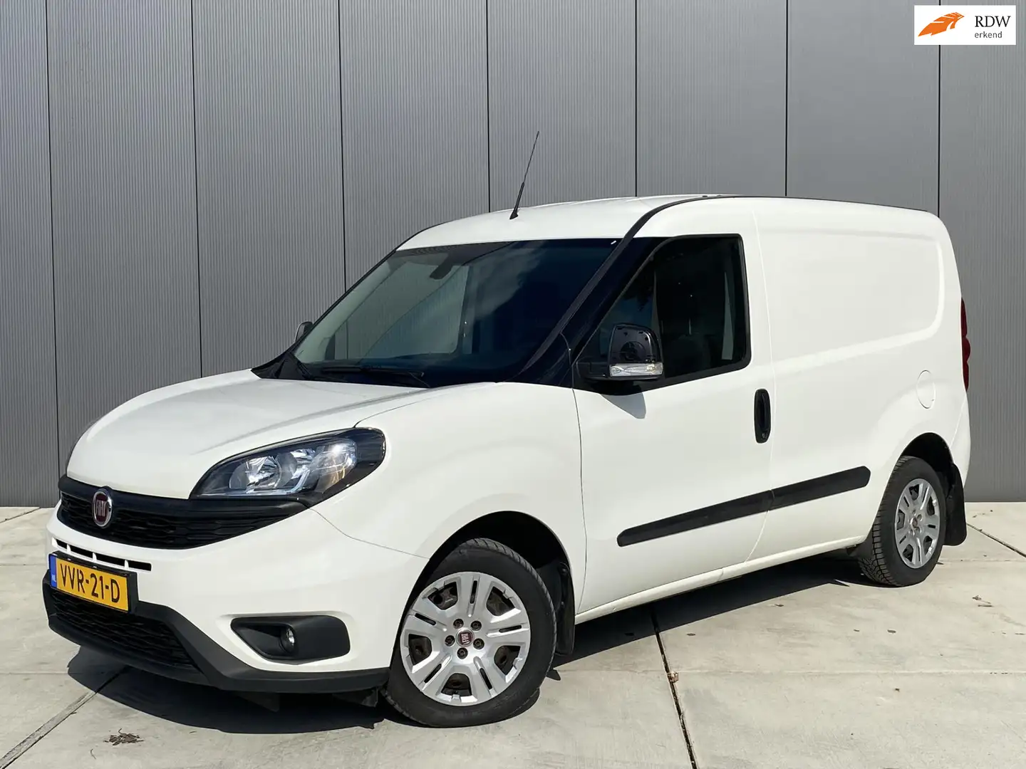 Fiat Doblo Cargo 1.3 MJ L1H1 Koelwagen / Koelauto / Climate C Wit - 1