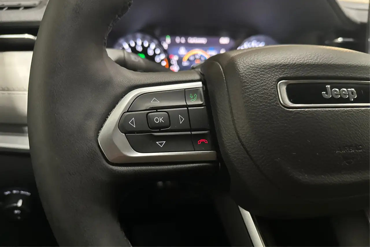 Jeep Compass снимка Jeep Compass