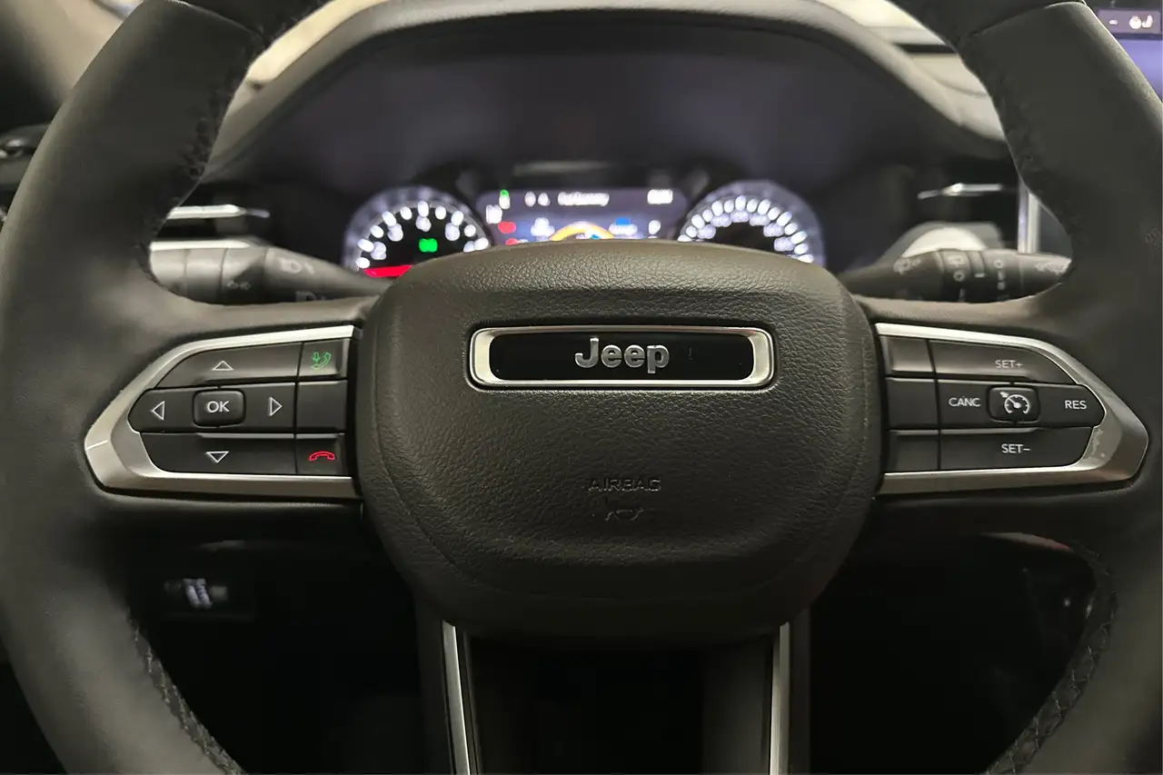 Jeep Compass снимка Jeep Compass