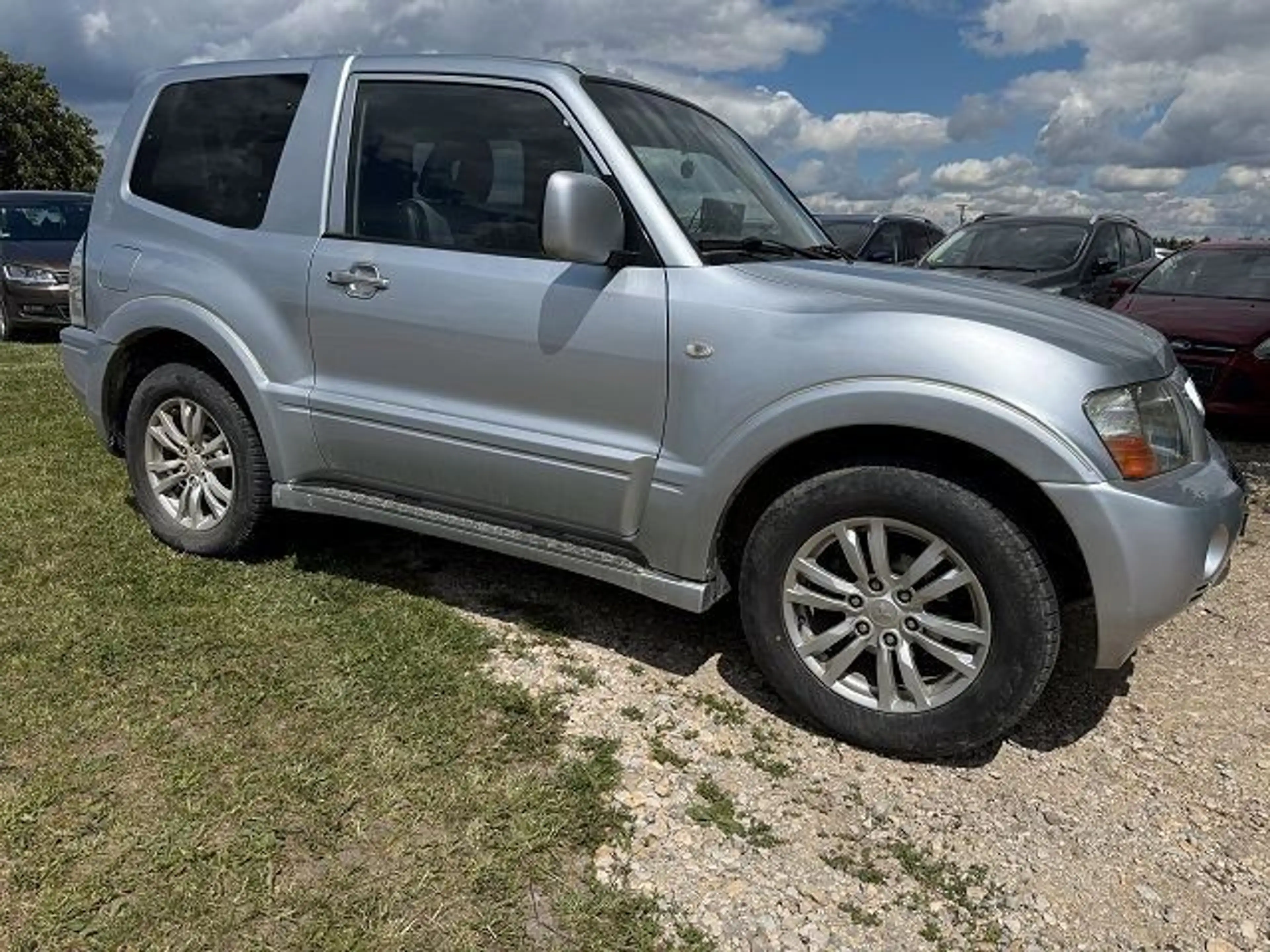 Mitsubishi Pajero 3.2 DI-D Dakar — photo 4