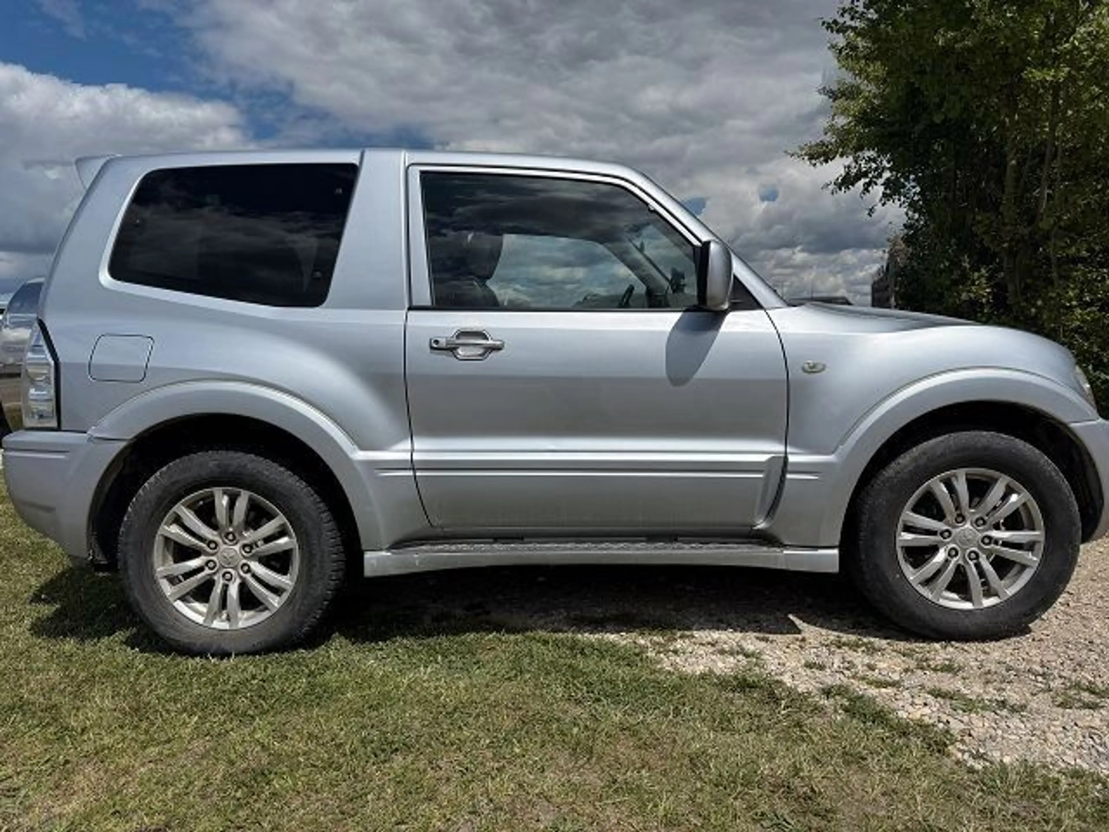 Mitsubishi Pajero 3.2 DI-D Dakar — photo 5
