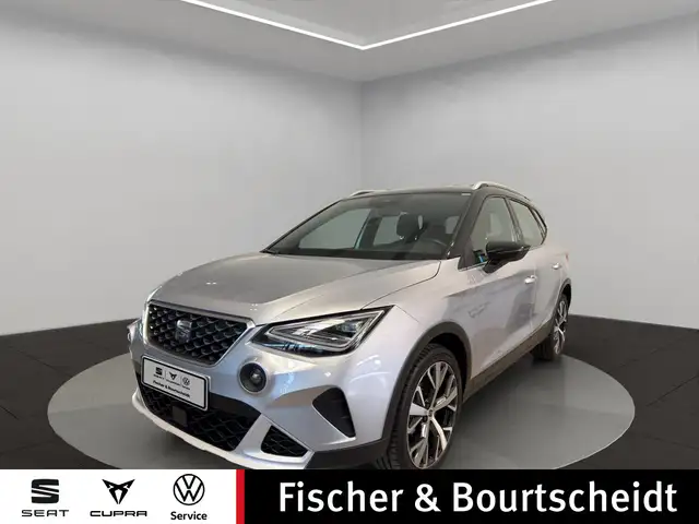 SEAT Arona 1.0 Xperience PDC NAVI ACC FACEL. LED