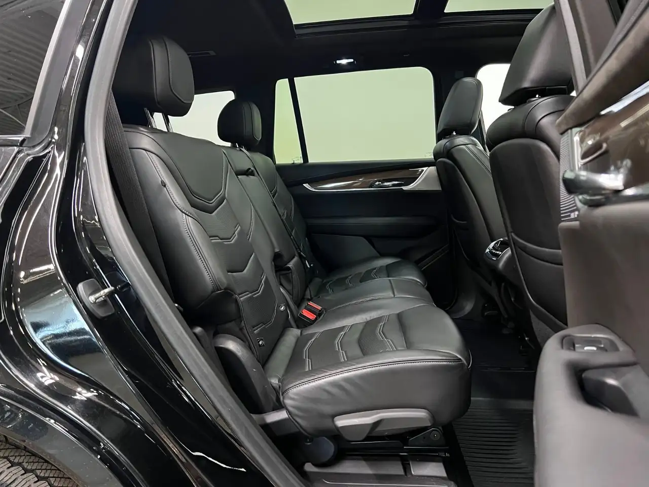 Cadillac XT6 снимка Cadillac XT6