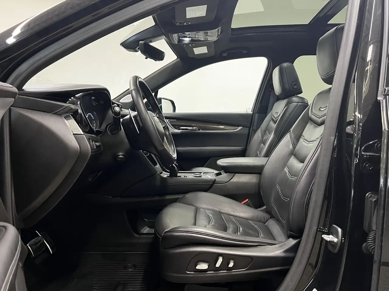 Cadillac XT6 снимка Cadillac XT6