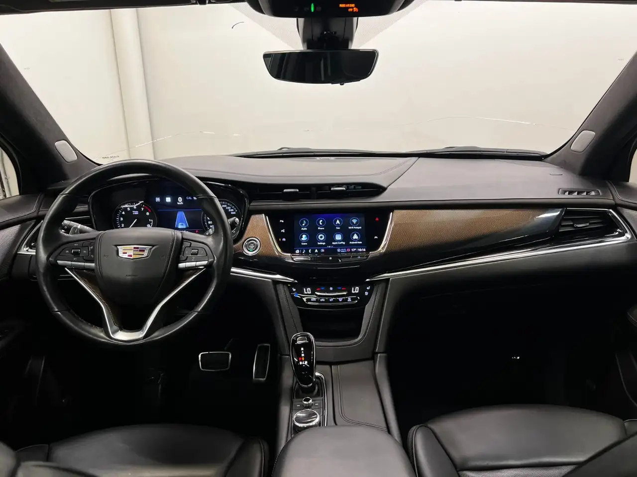 Cadillac XT6 снимка Cadillac XT6