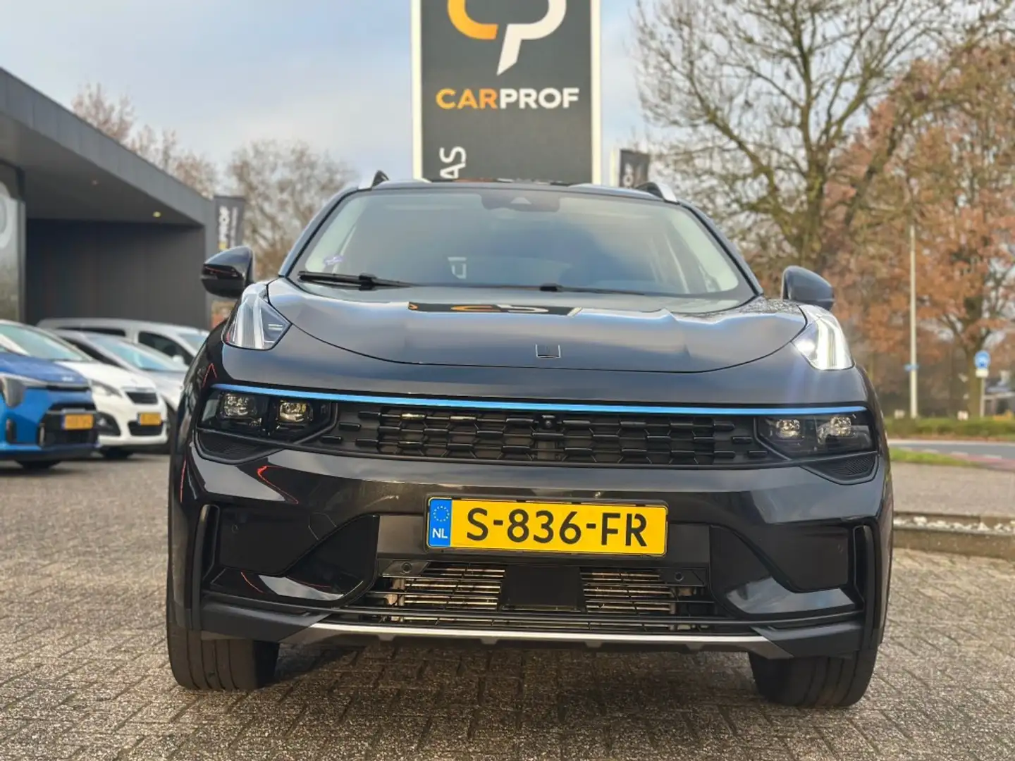 Lynk & Co 01 1.5 Automaat '' 360 camera - Panoramadak - 7,4 KW Schwarz - 2