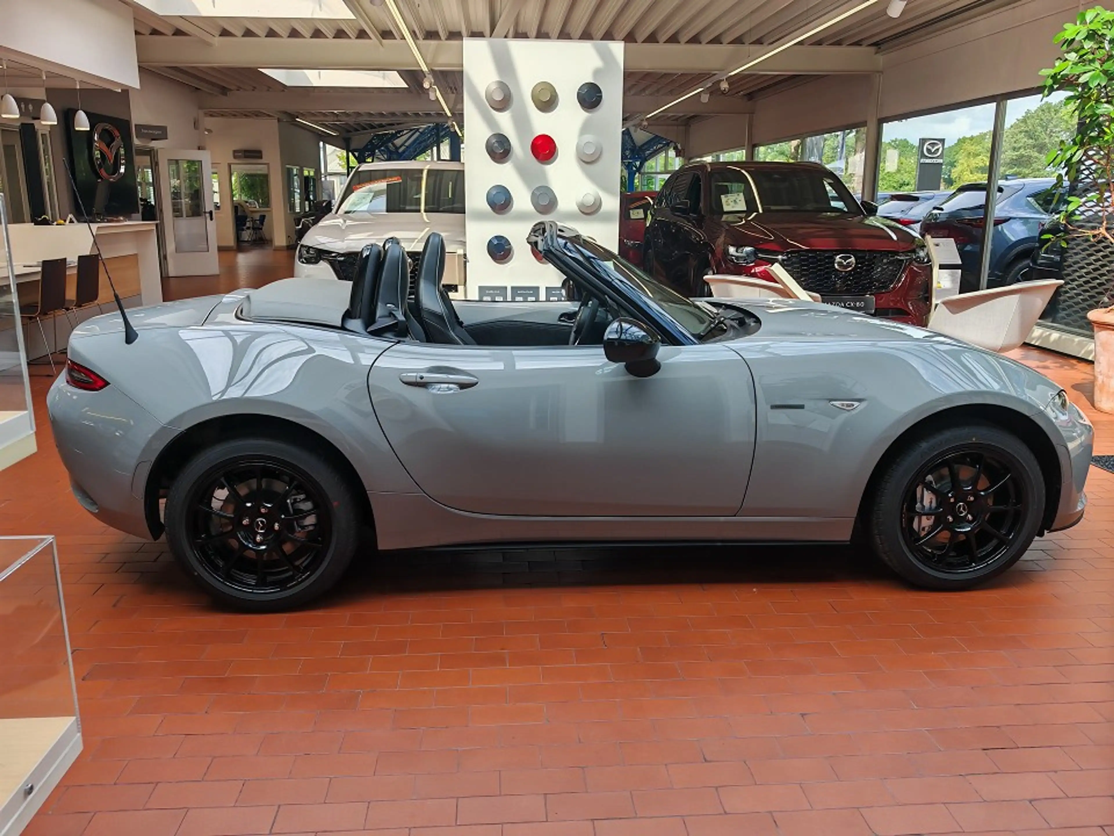 Mazda MX-5 1.5L SKYACTIV-G 136ps 6MT RWD Yakudo — photo 14