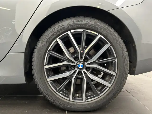BMW 2 Series view 6
