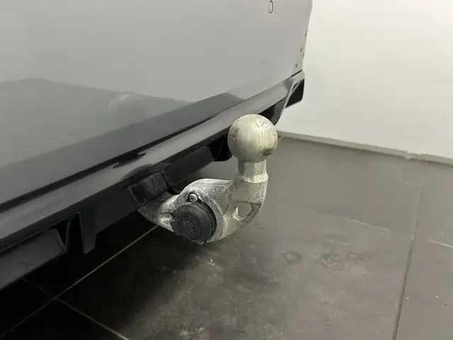 BMW 2 Series view 12