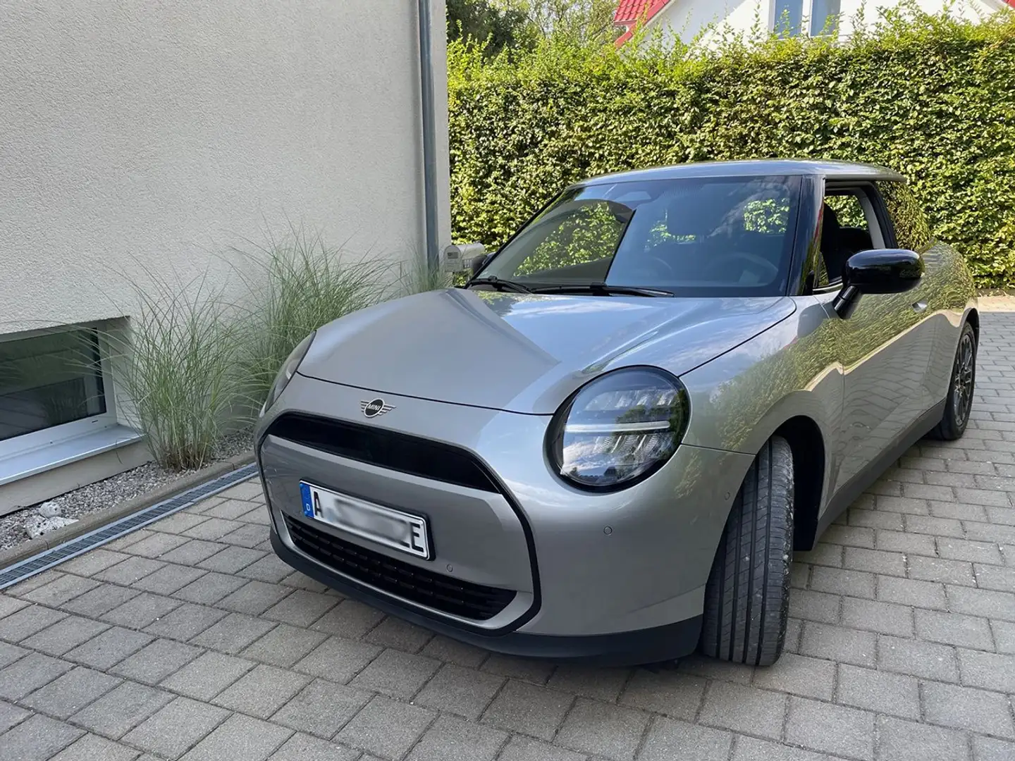 MINI Cooper E Essential Trim, Paket XS Argintiu - 1