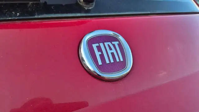 Fiat 500 view 6