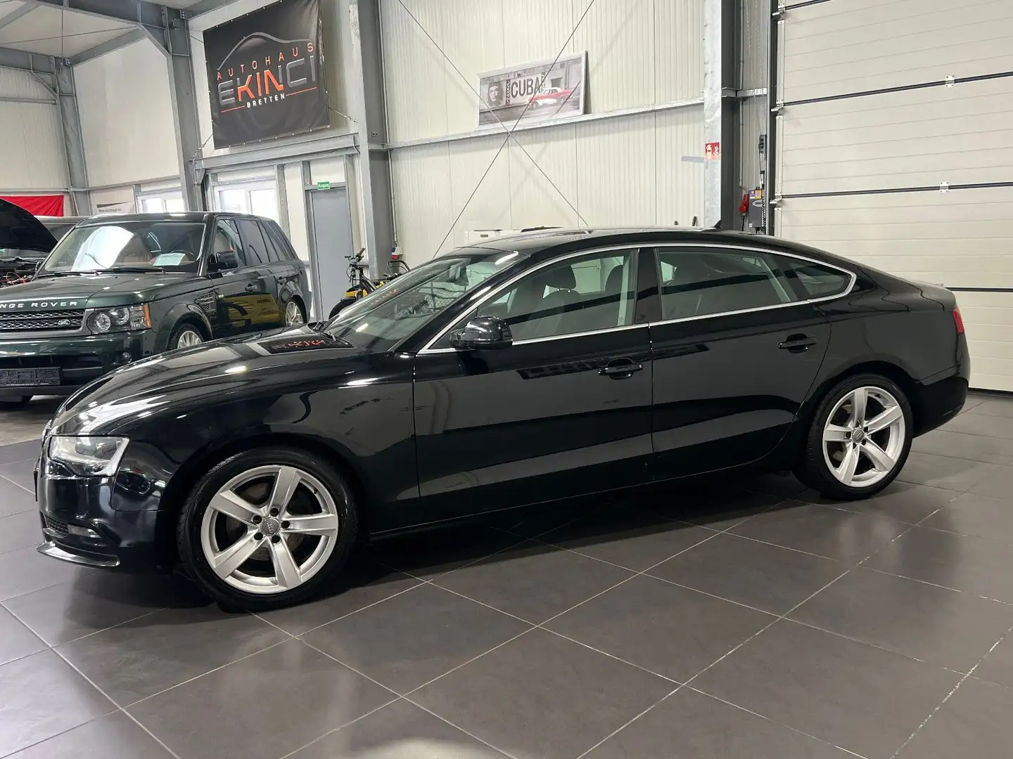 Audi A5 2.0 TDI Sportback **Navi*AHK*SHZ*PDC** Schwarz - 2