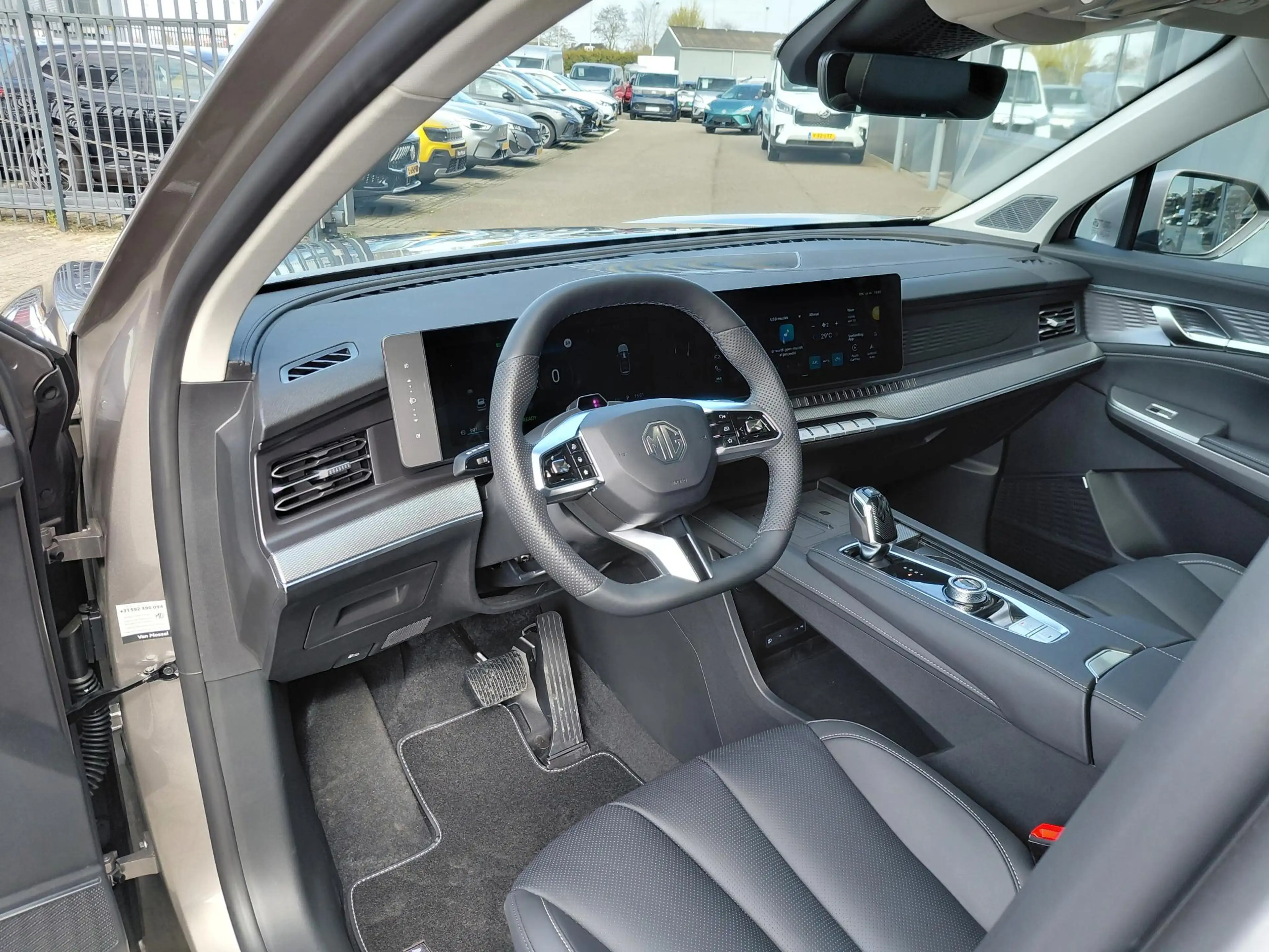 MG MGS9 1.5 Premium Plug-in Hybrid MGS9 PHEV 7-Zits Premiu — photo 7