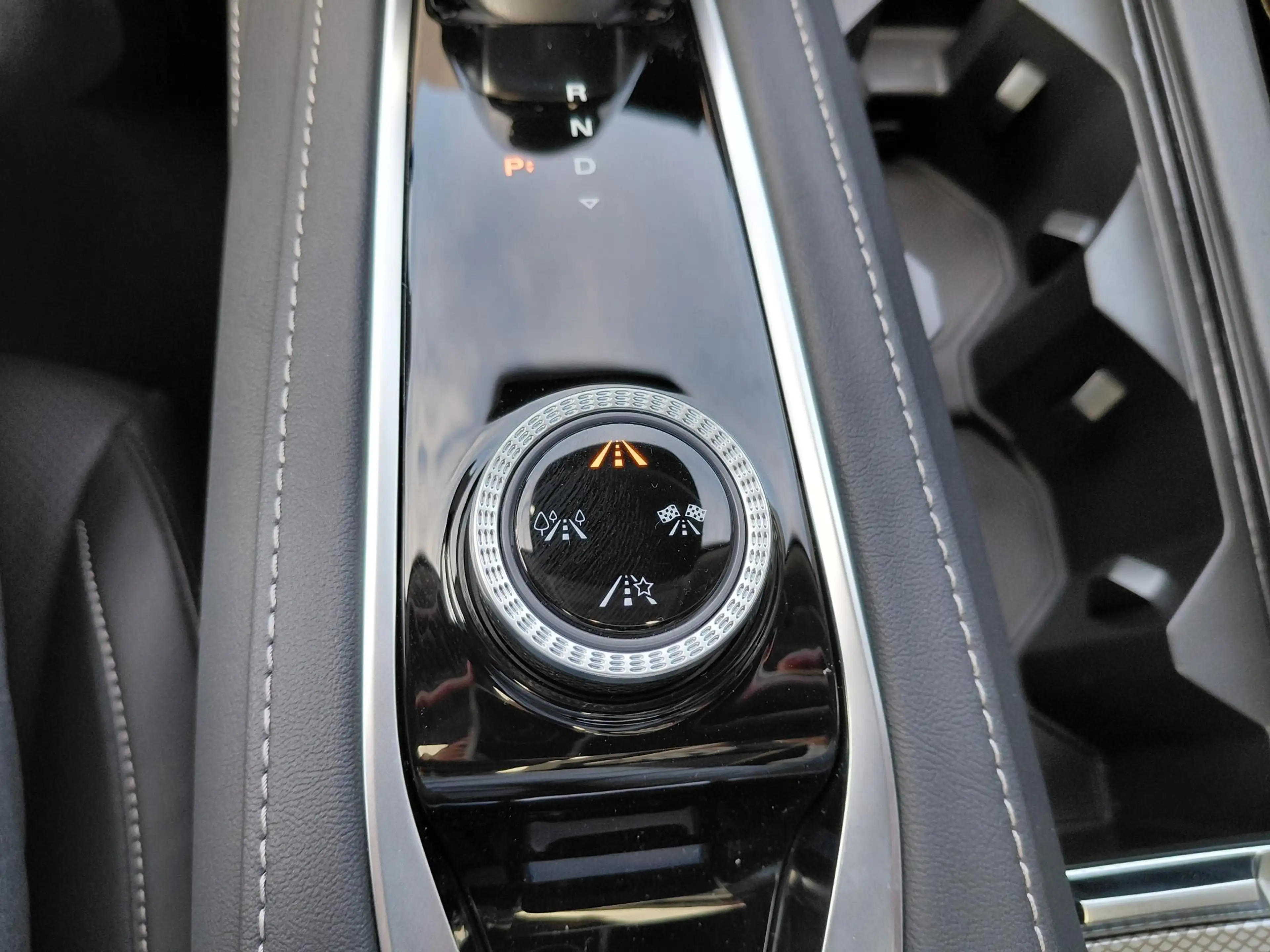 MG MGS9 1.5 Premium Plug-in Hybrid MGS9 PHEV 7-Zits Premiu — photo 12