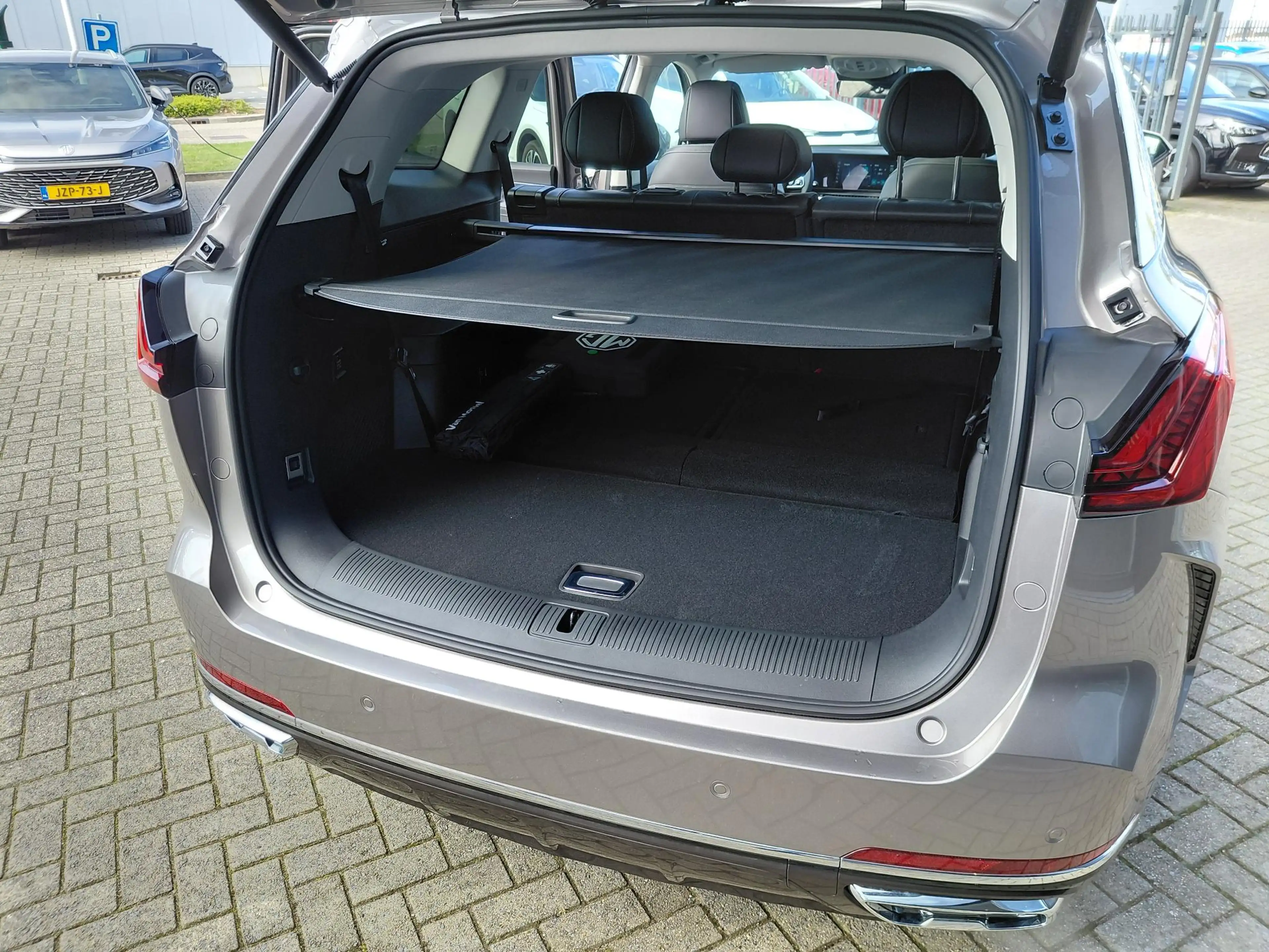 MG MGS9 1.5 Premium Plug-in Hybrid MGS9 PHEV 7-Zits Premiu — photo 3