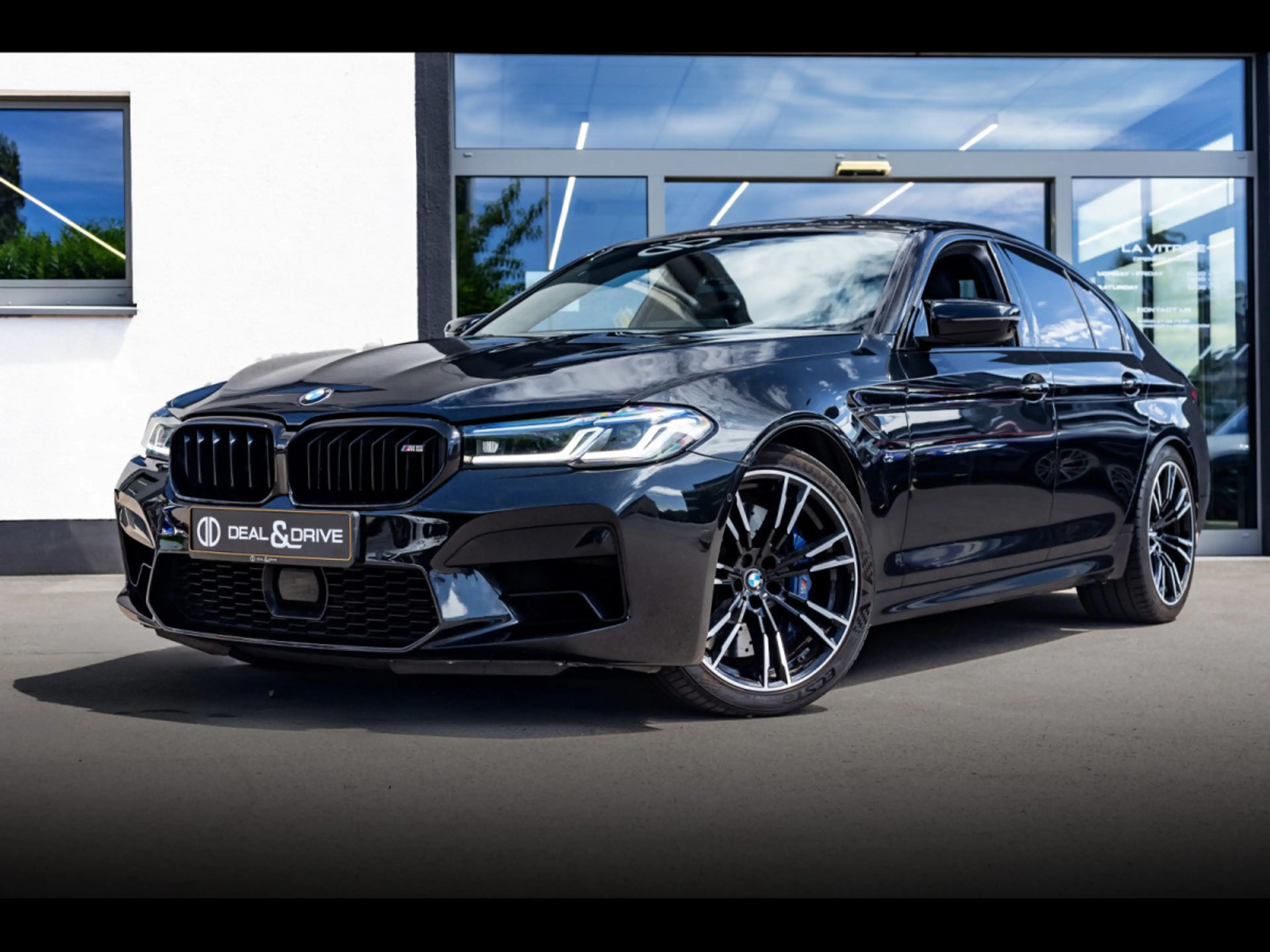 BMW M5 LIMOUSINE F90 XDRIVE°WARR 10/27°B&W°LASER°ABGAS