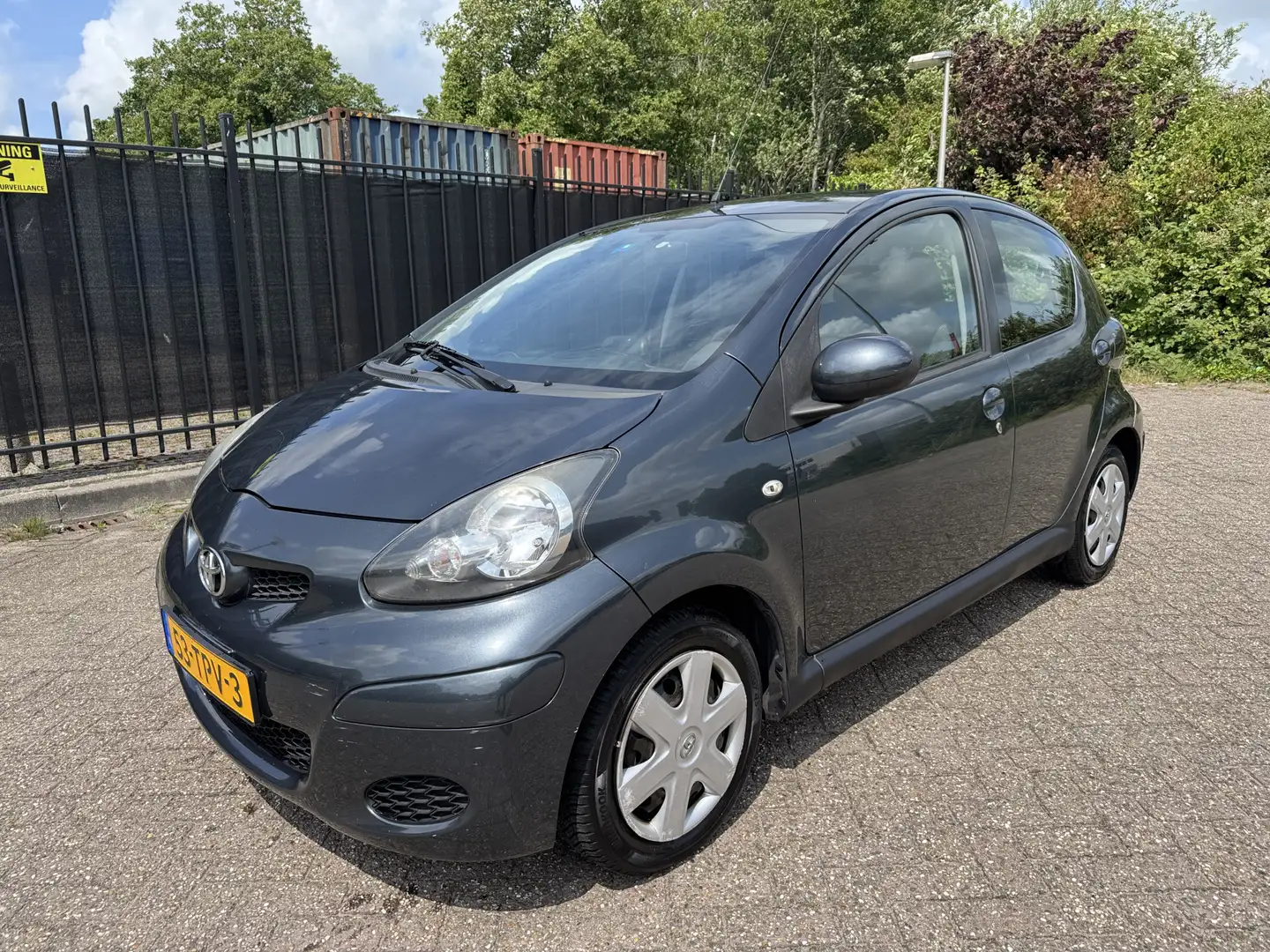 Toyota Aygo 1.0-12V Comfort Navigator 5 Drs AC Gri - 1