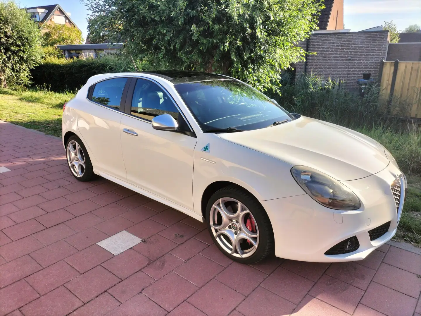 Alfa Romeo Giulietta 1.4 T Distinctive Wit - 2