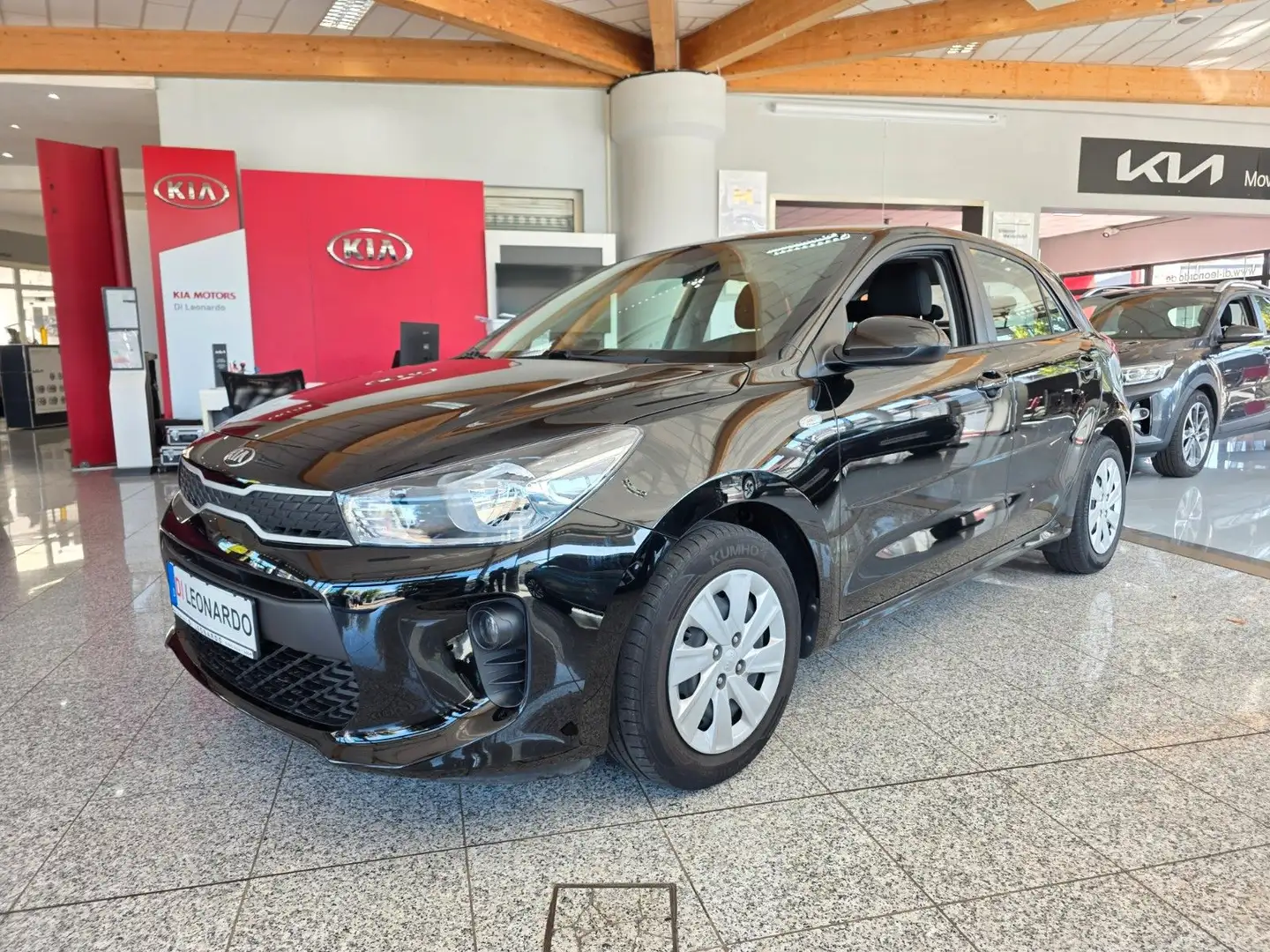 Kia Rio 1.2 Attract Nero - 1