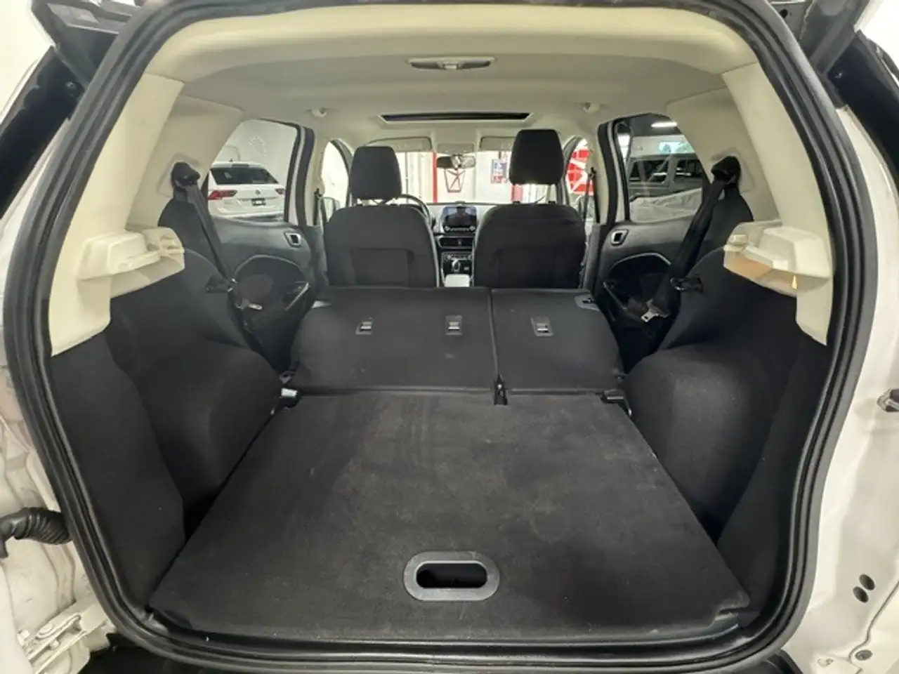 Ford EcoSport снимка Ford EcoSport