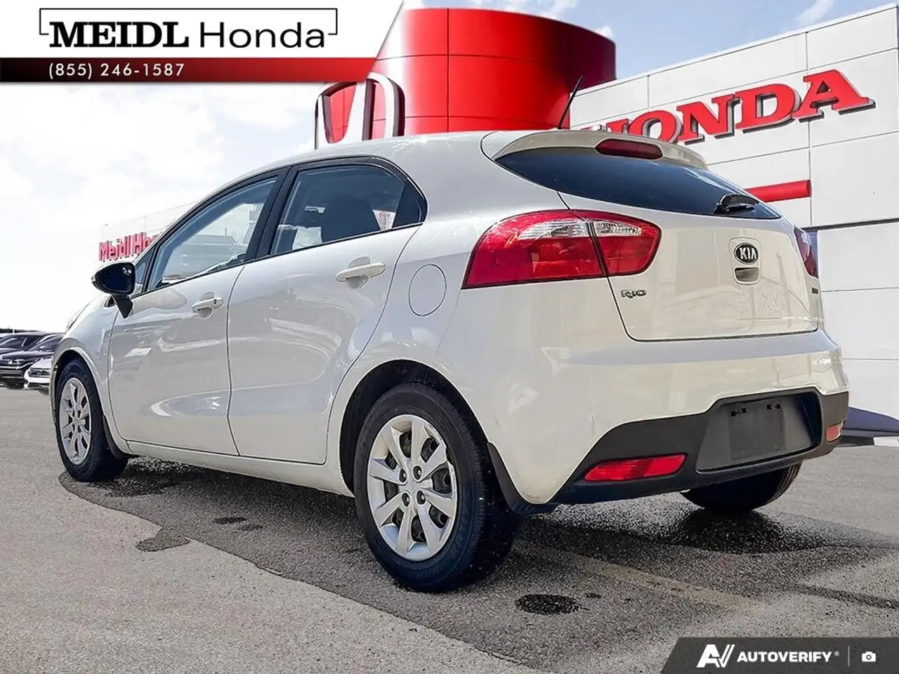 Kia Rio снимка Kia Rio