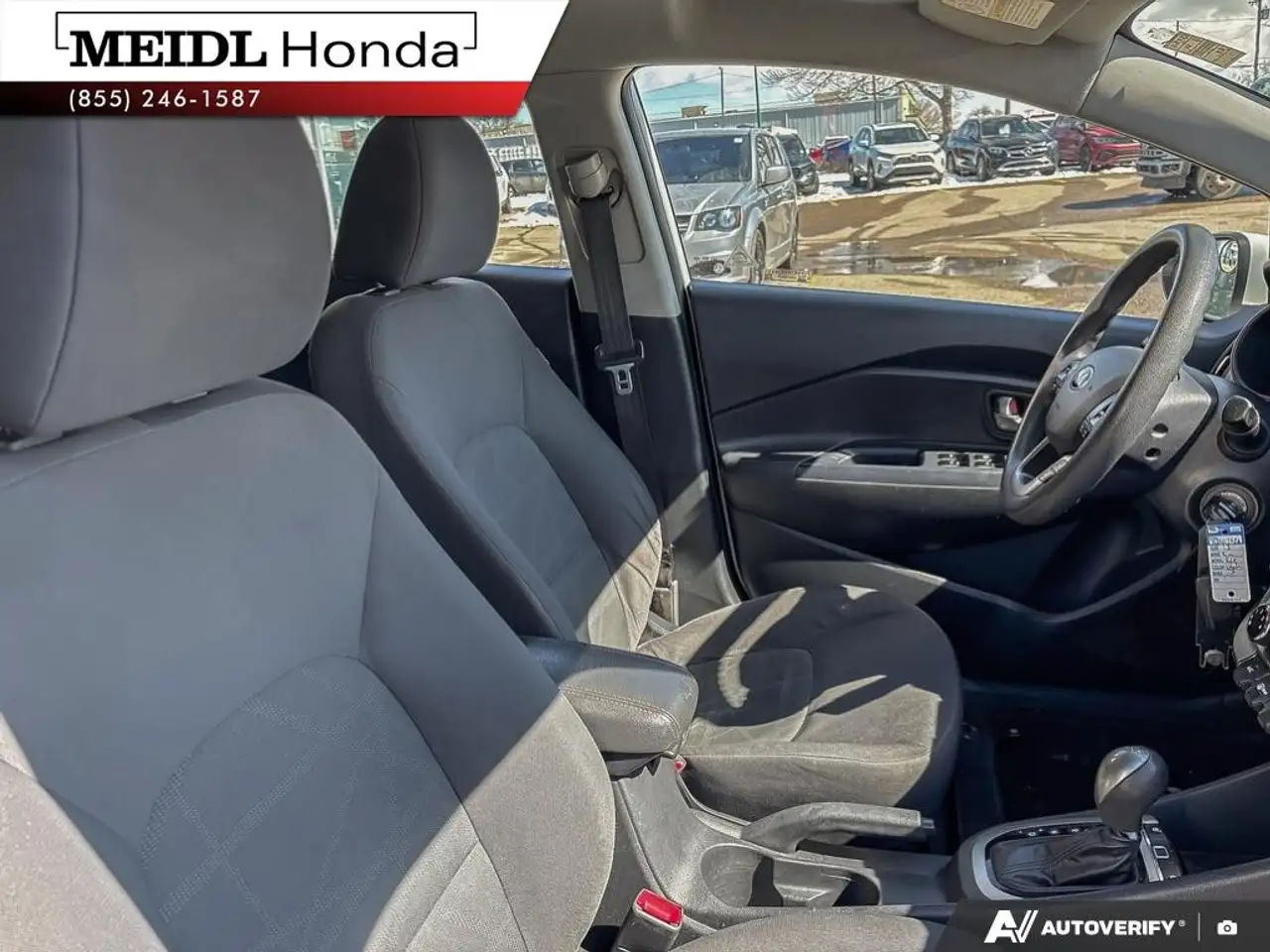Kia Rio снимка Kia Rio