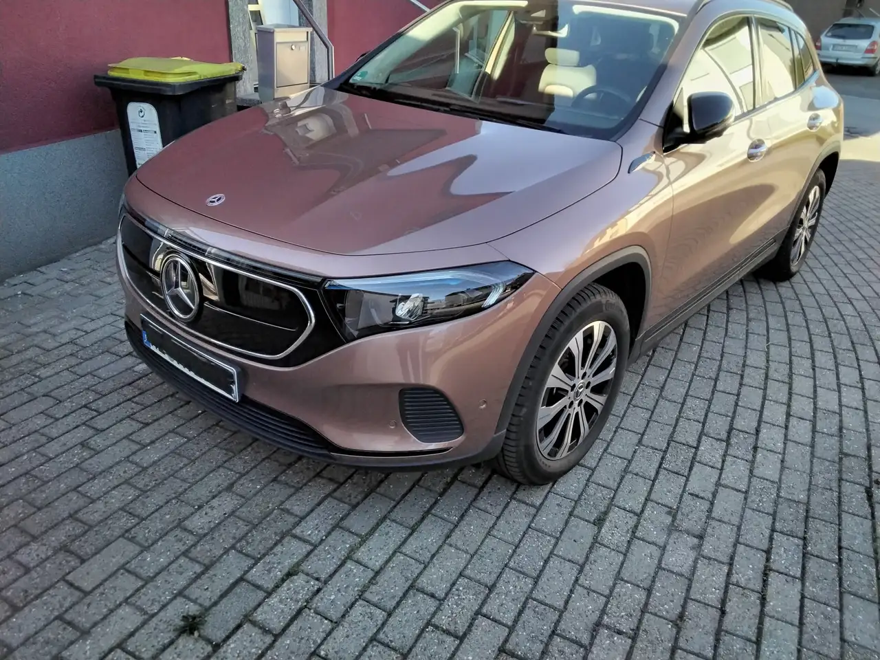 Mercedes-Benz EQA 250