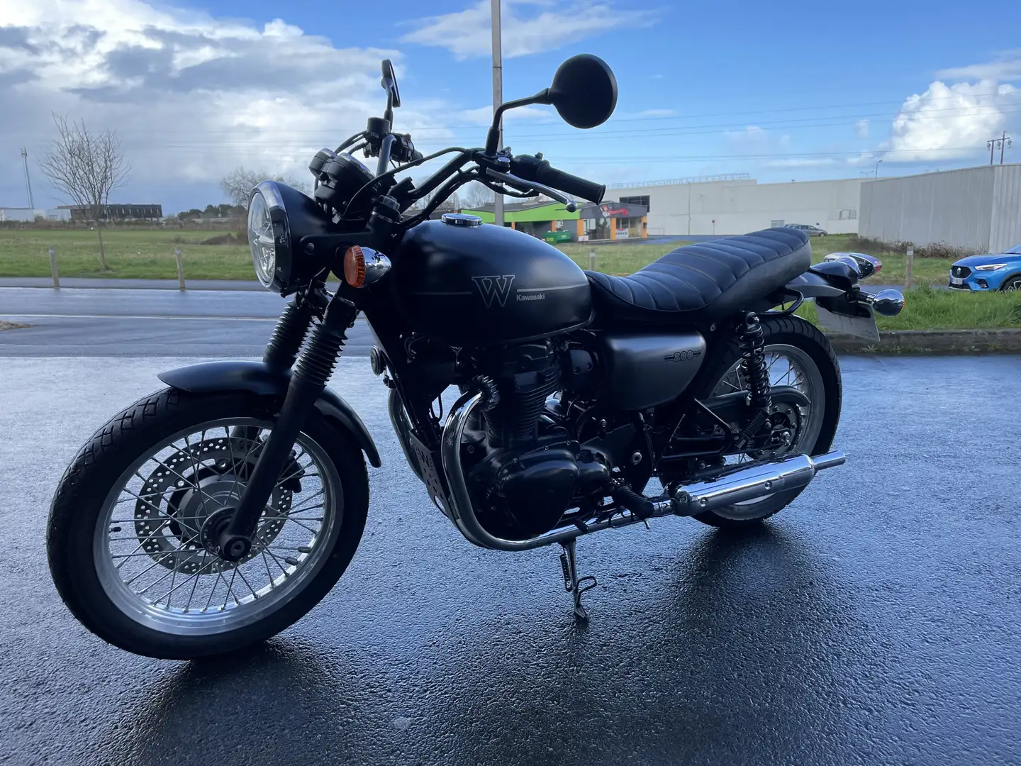 Kawasaki W 800 Noir - 2