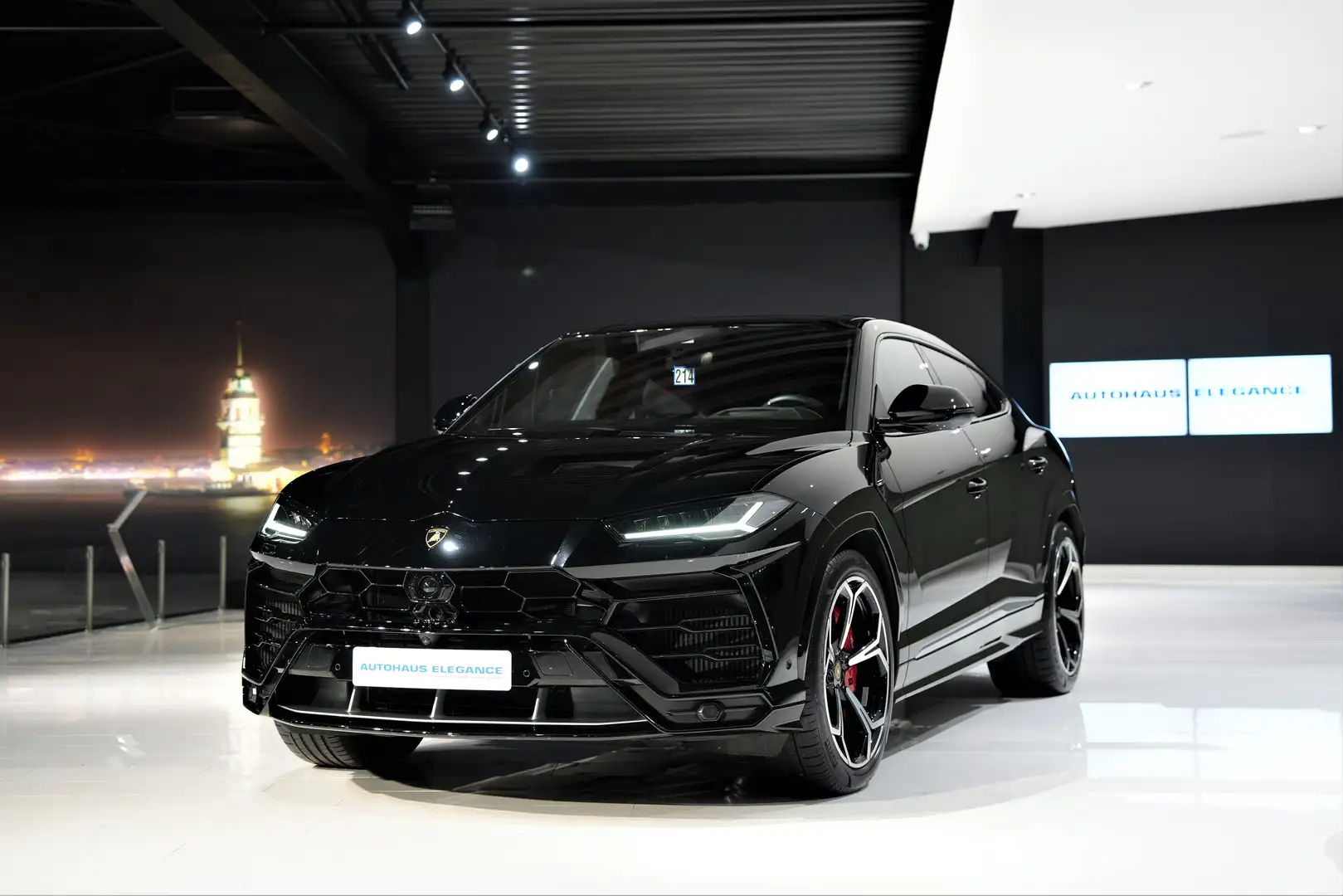 Lamborghini Urus *STYLE-PACKAGE*CARBON*B&O*1.HD Black - 1