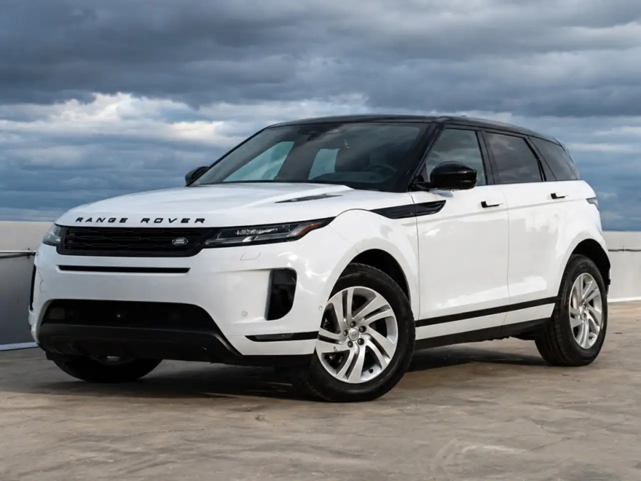 2026 Land Rover Range Rover Evoque