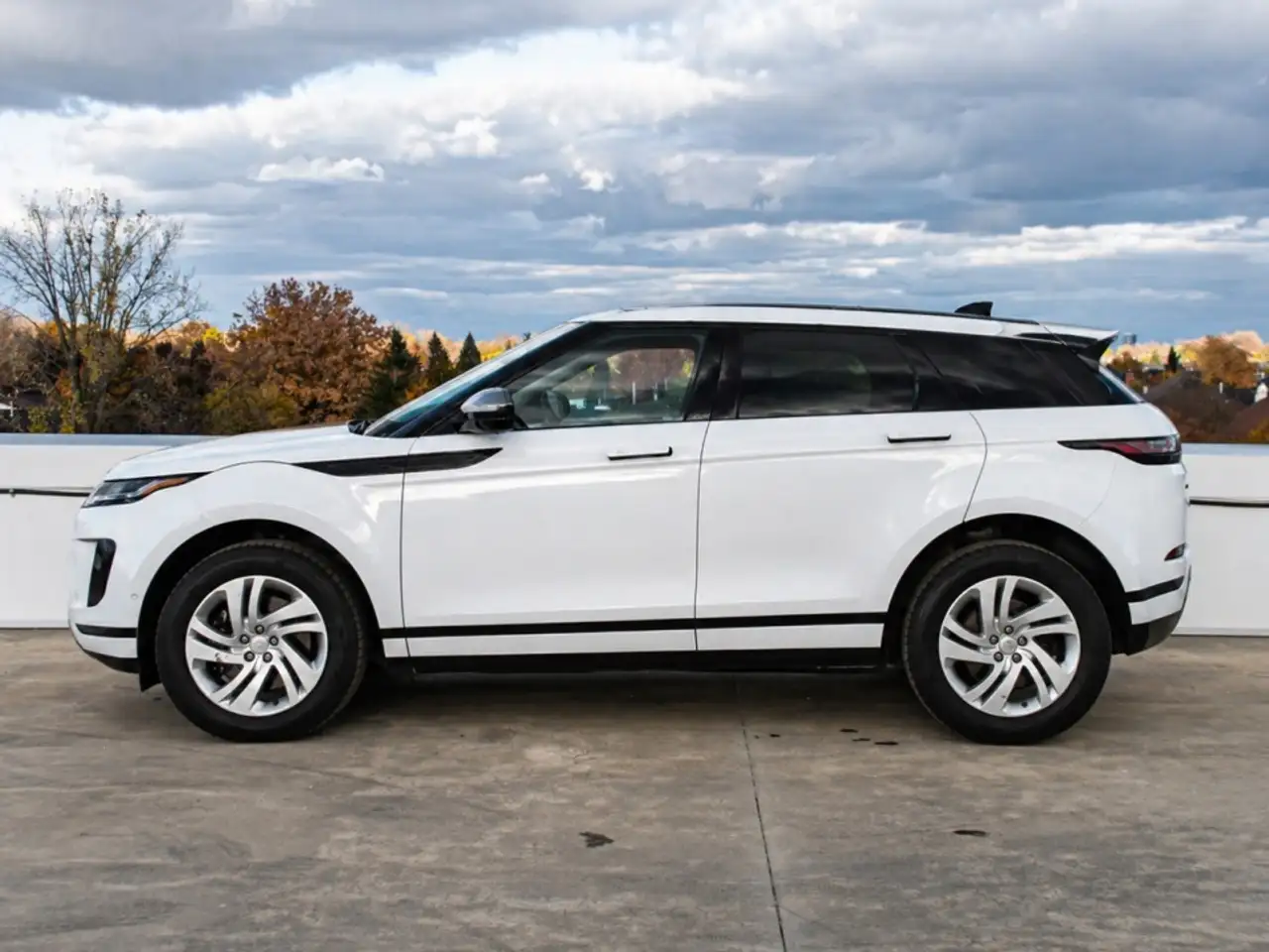 Land Rover Range Rover Evoque снимка Land Rover Range Rover Evoque