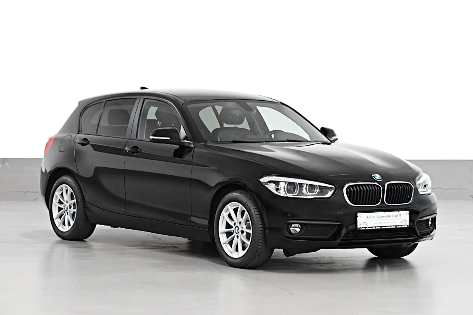 BMW 116 D AUTOMATIK ADVANTAGE *FINANZIERUNG MÖGLICH* Noir - 1