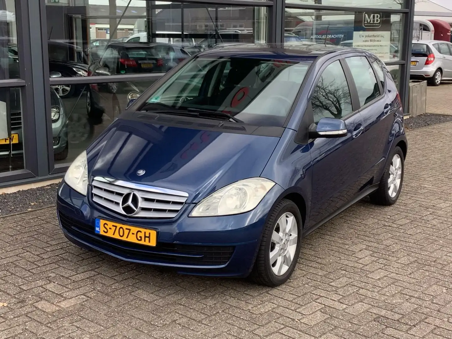 Mercedes-Benz A 160 automaat, cruise, stoelwarming Blauw - 2