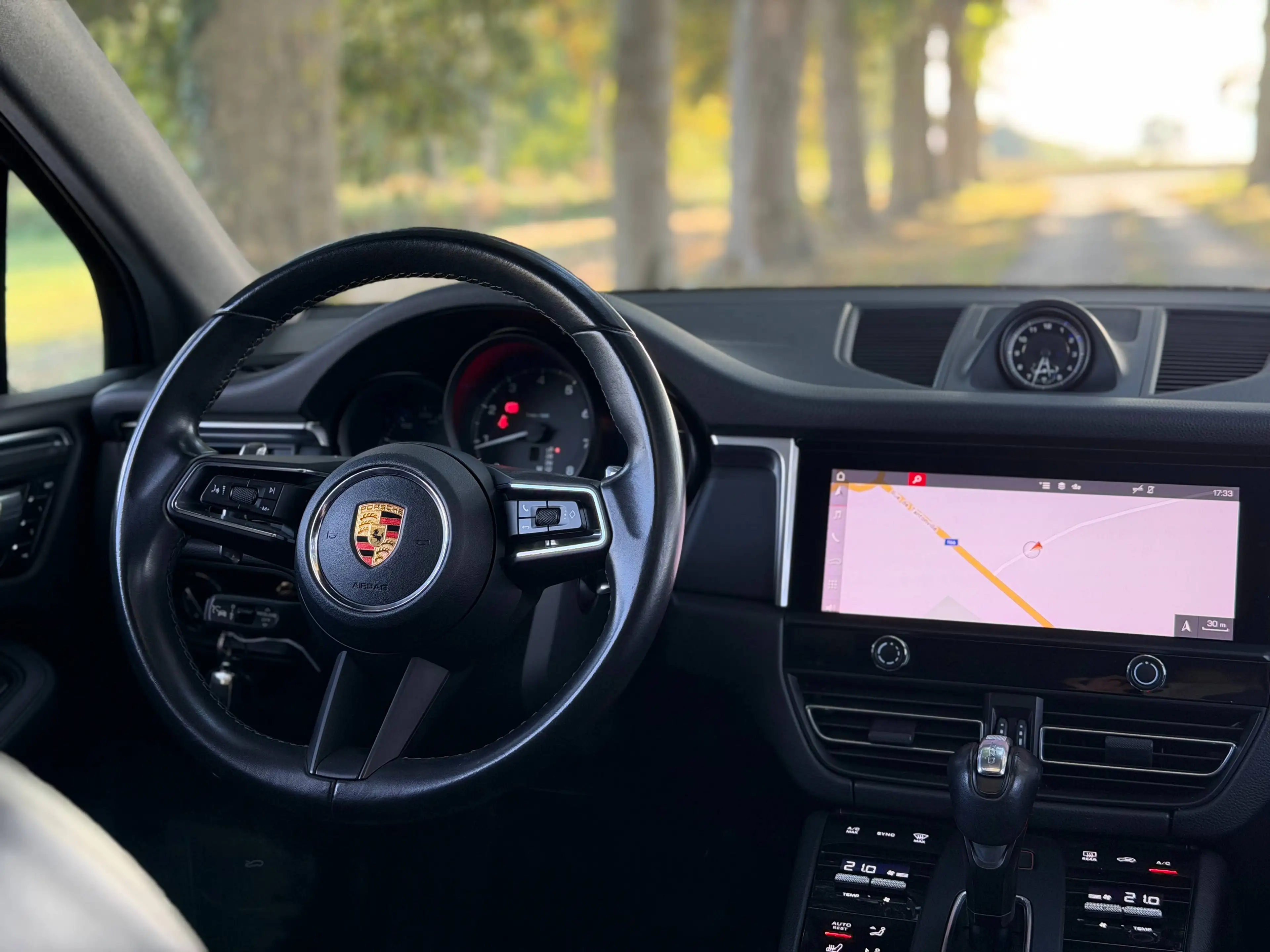 Porsche Macan 2.0 Turbo 265cv PDK - Pano - Bose - RS Spyder — photo 13