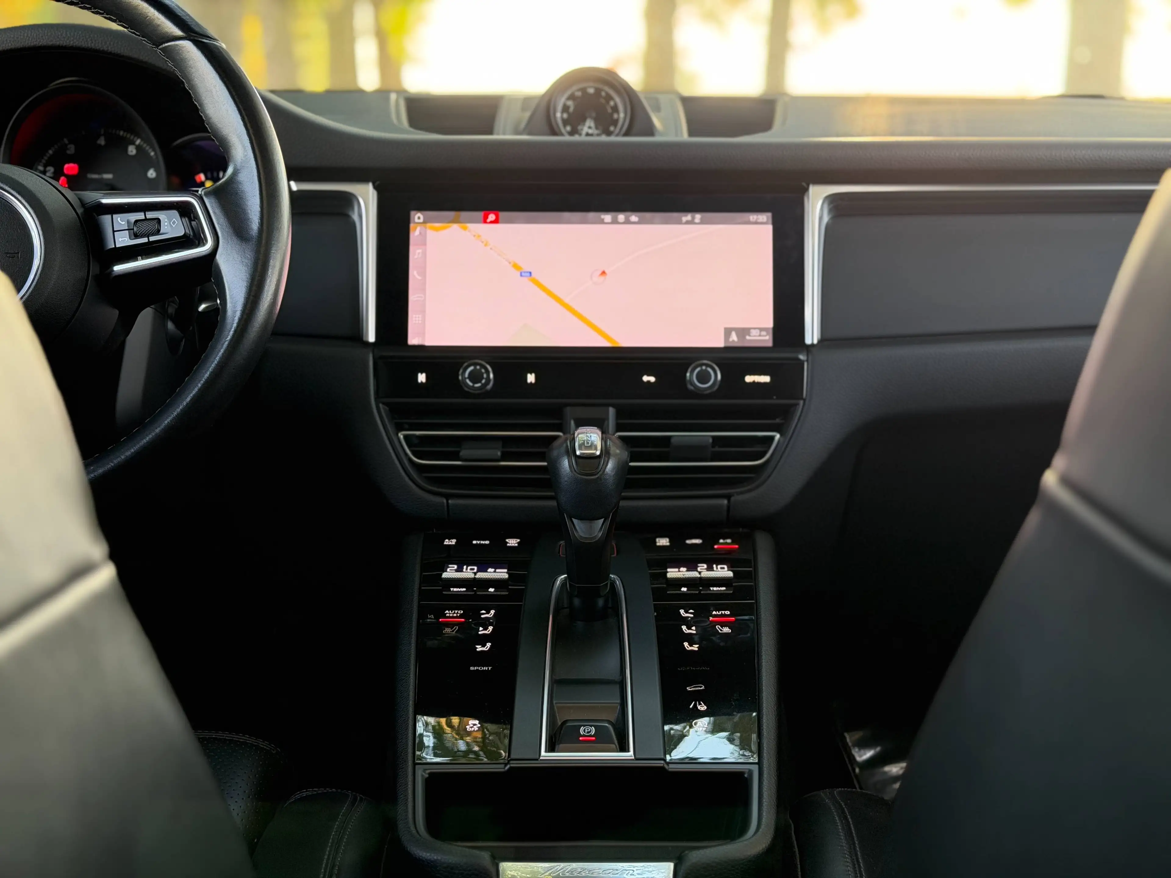 Porsche Macan 2.0 Turbo 265cv PDK - Pano - Bose - RS Spyder — photo 14