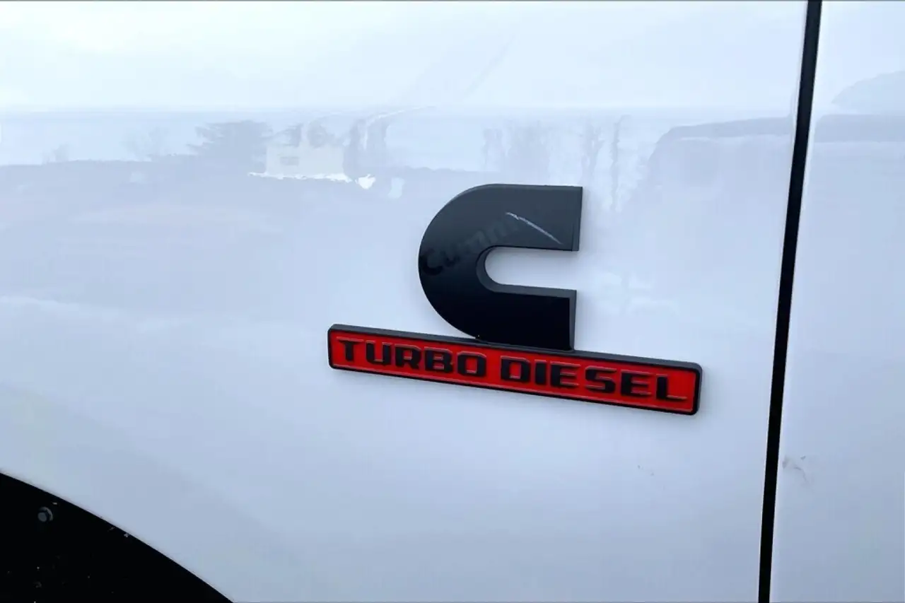 RAM 2500 снимка RAM 2500