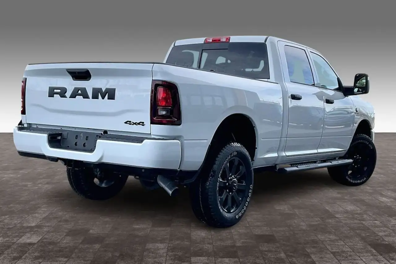 RAM 2500 снимка RAM 2500