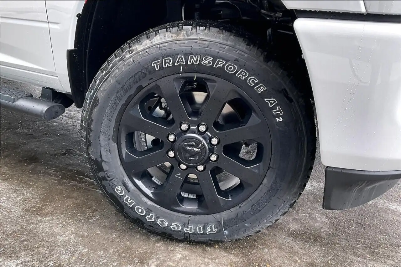 RAM 2500 снимка RAM 2500