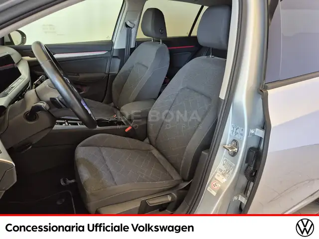 Volkswagen Golf view 6