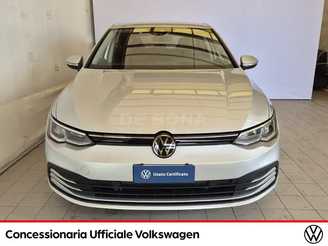 Volkswagen Golf view 3