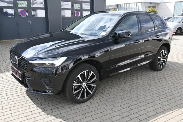 Volvo XC60 view 2