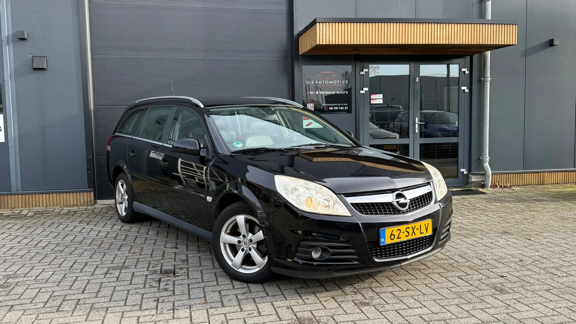 Opel Vectra Wagon 2.2 Leder DealerOH Cruise Trekhaak NL Negro - 1