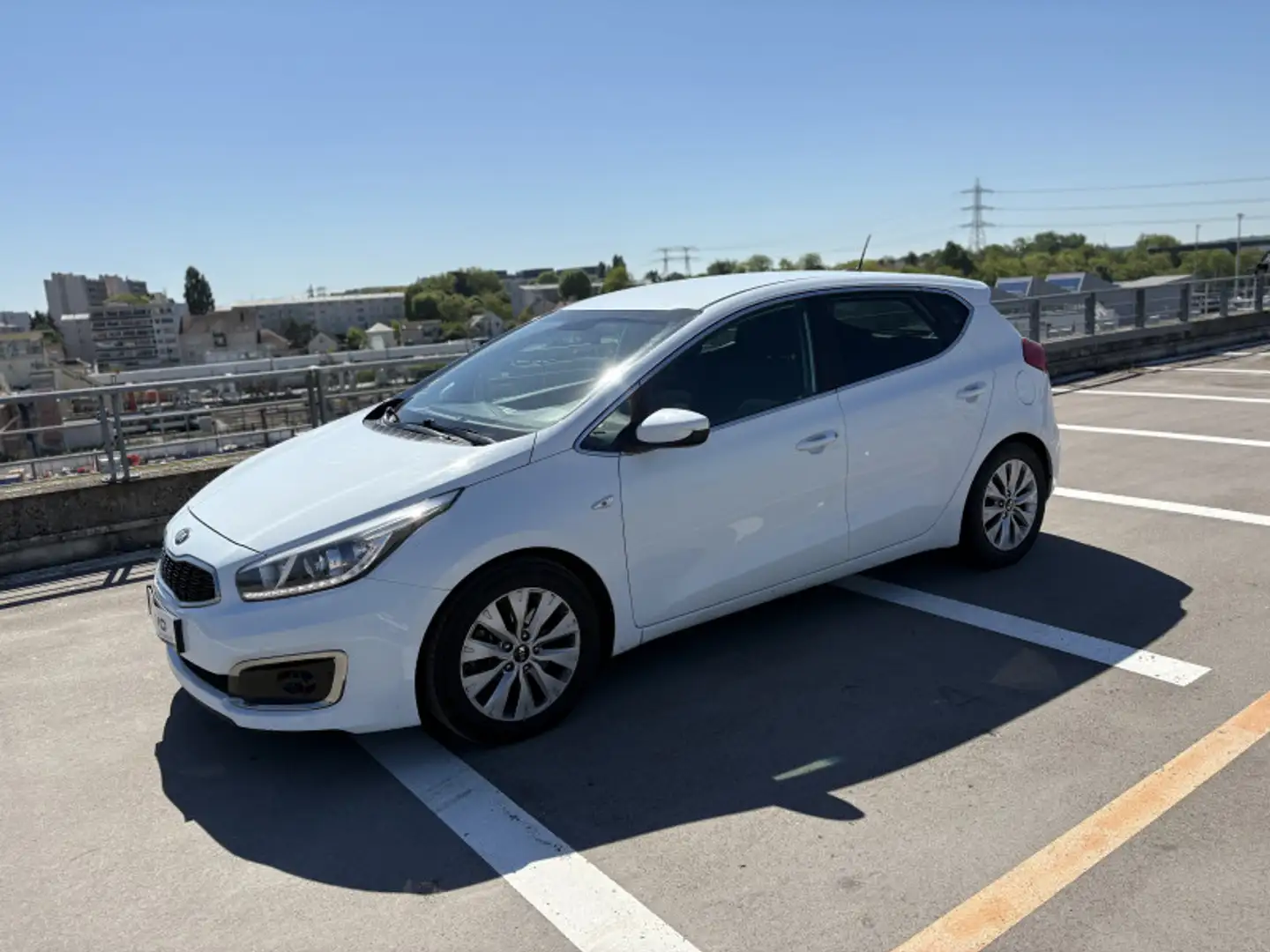 Kia Ceed / cee'd 1.6 CRDI 136CH ISG ACTIVE BUSINESS Blanc - 1