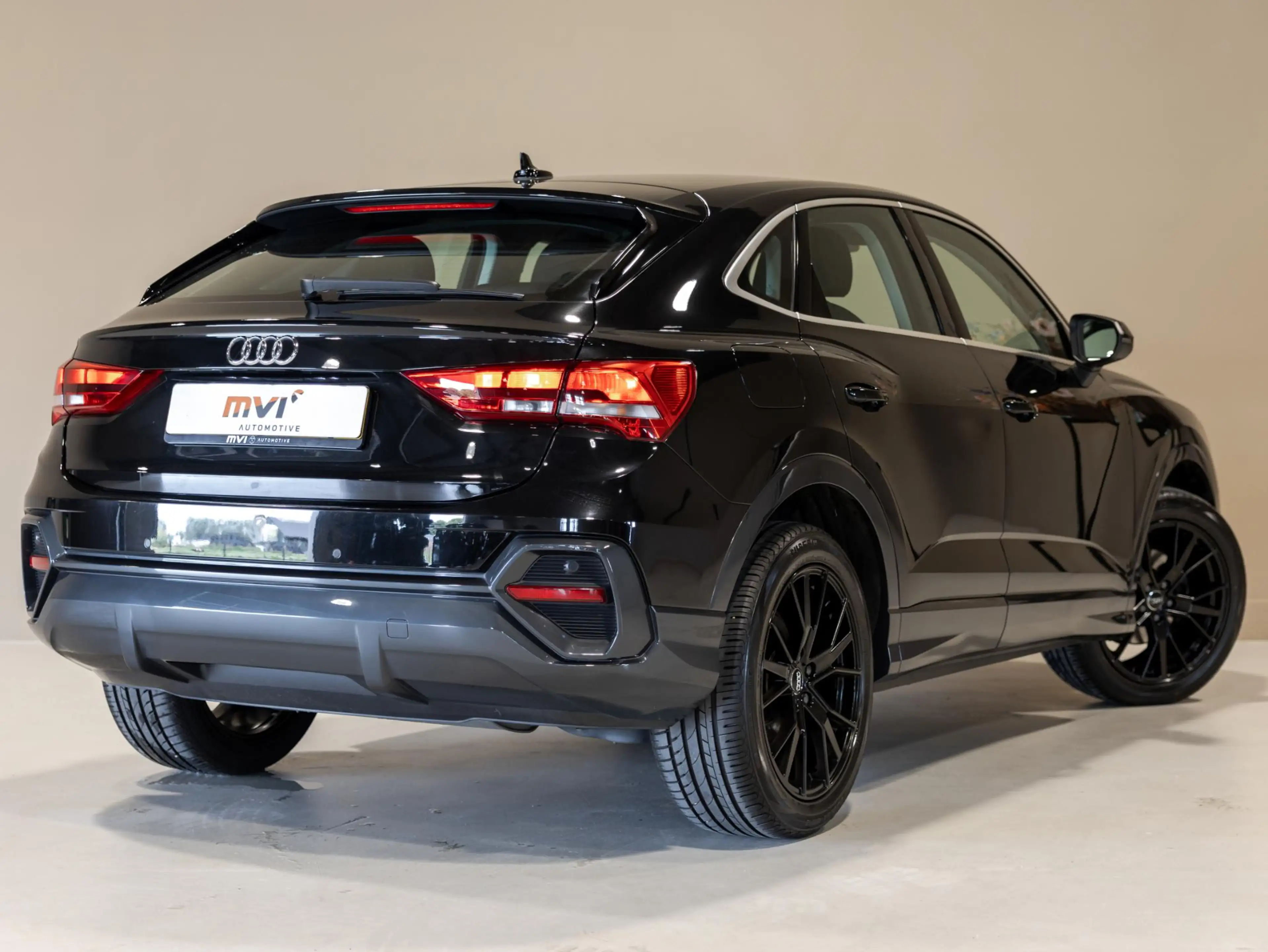 Audi Q3 Sportback 35 TFSI Business Edition / 150pk / Stuur — photo 2