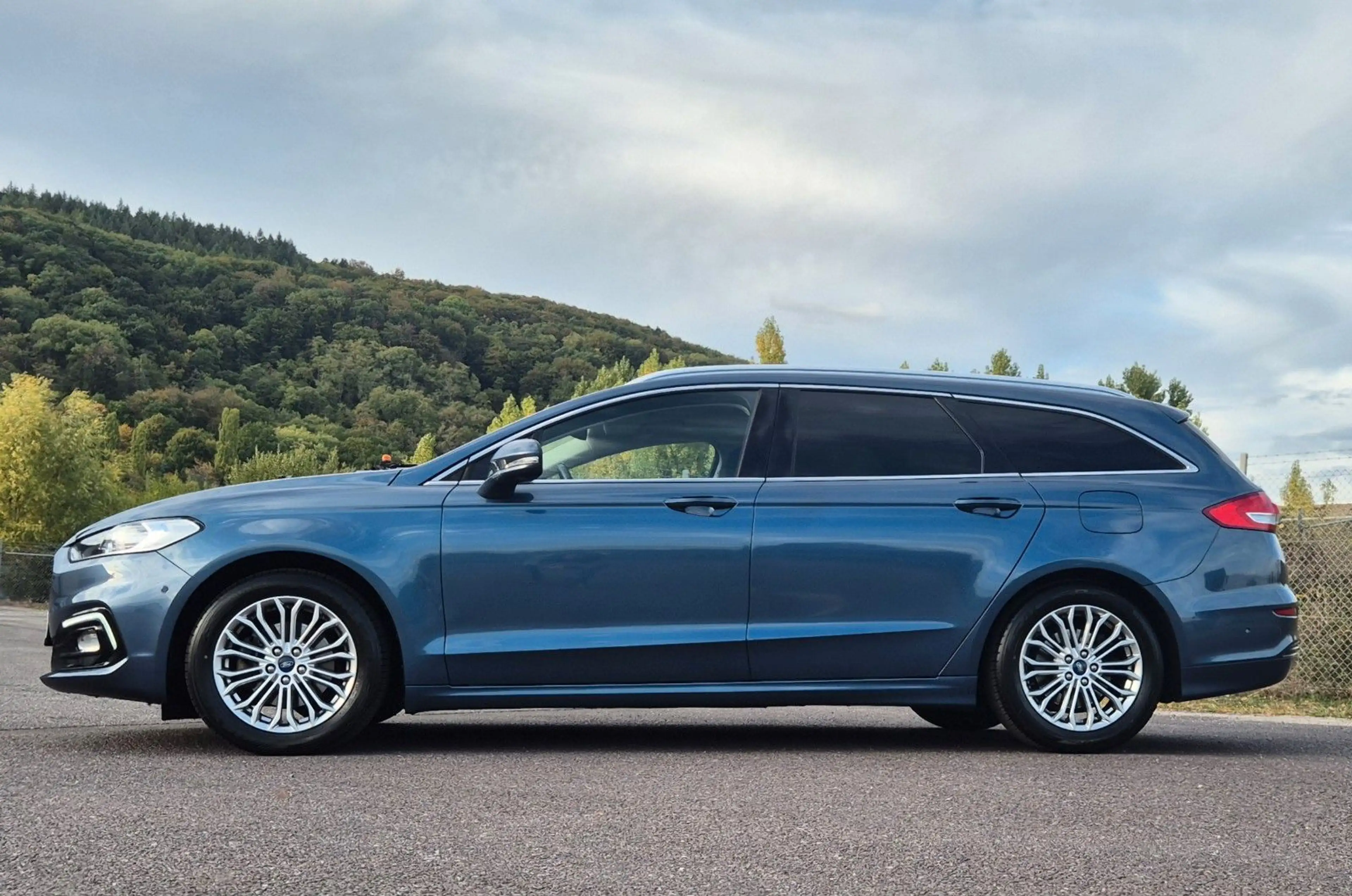 Ford Mondeo 2.0 TDCi Turnier Titanium, Kamera. — photo 2