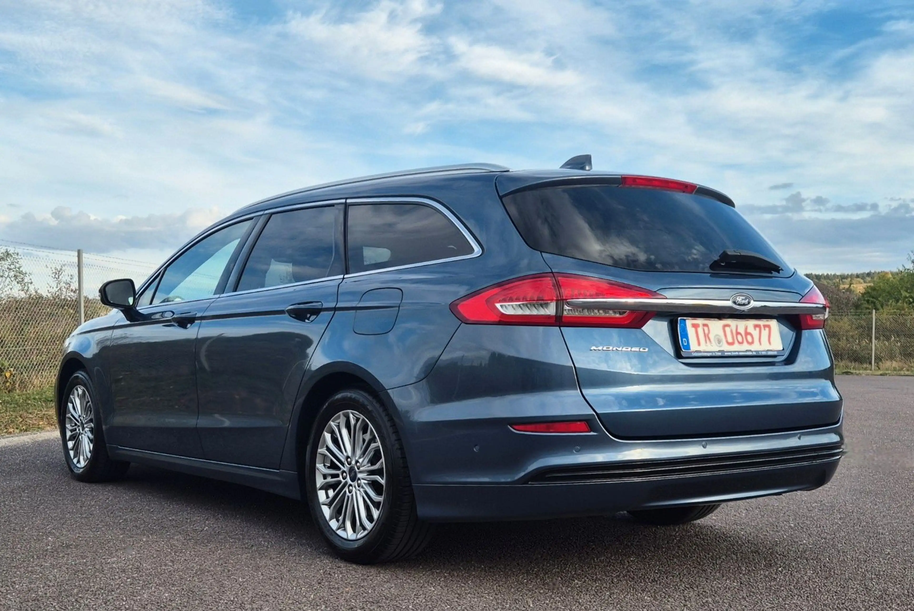 Ford Mondeo 2.0 TDCi Turnier Titanium, Kamera. — photo 3